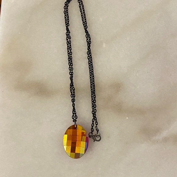 Elegant Red and gold tone Pendant with black chain goth Necklace - Picture 10 of 13